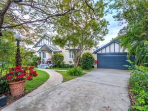 One of Brisbane’s Most Prestigious Locations – Adelaide Street Clayfield